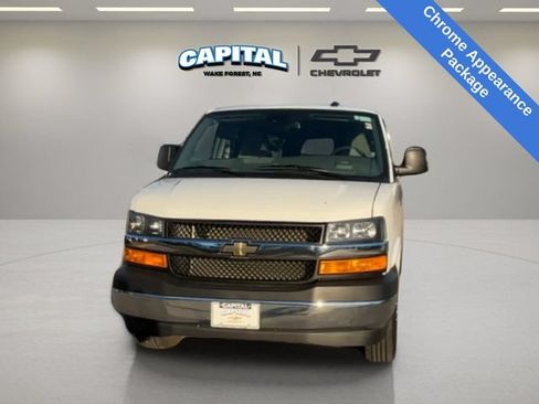 Used 2024 Chevrolet Express 3500 LT w/ LT Preferred Equipment Group RWD image 8
