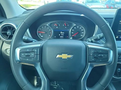 Used 2025 Chevrolet Blazer LT FWD image 22