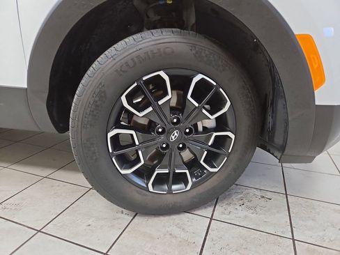 Used 2024 Hyundai Santa Cruz SEL AWD/4WD image 7