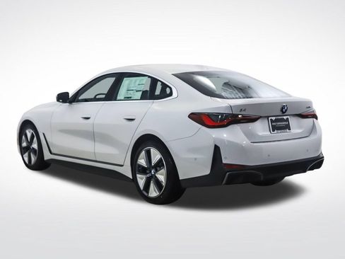 Used 2026 BMW i4 xDrive40i w/ Parking Assistance Package AWD/4WD image 3