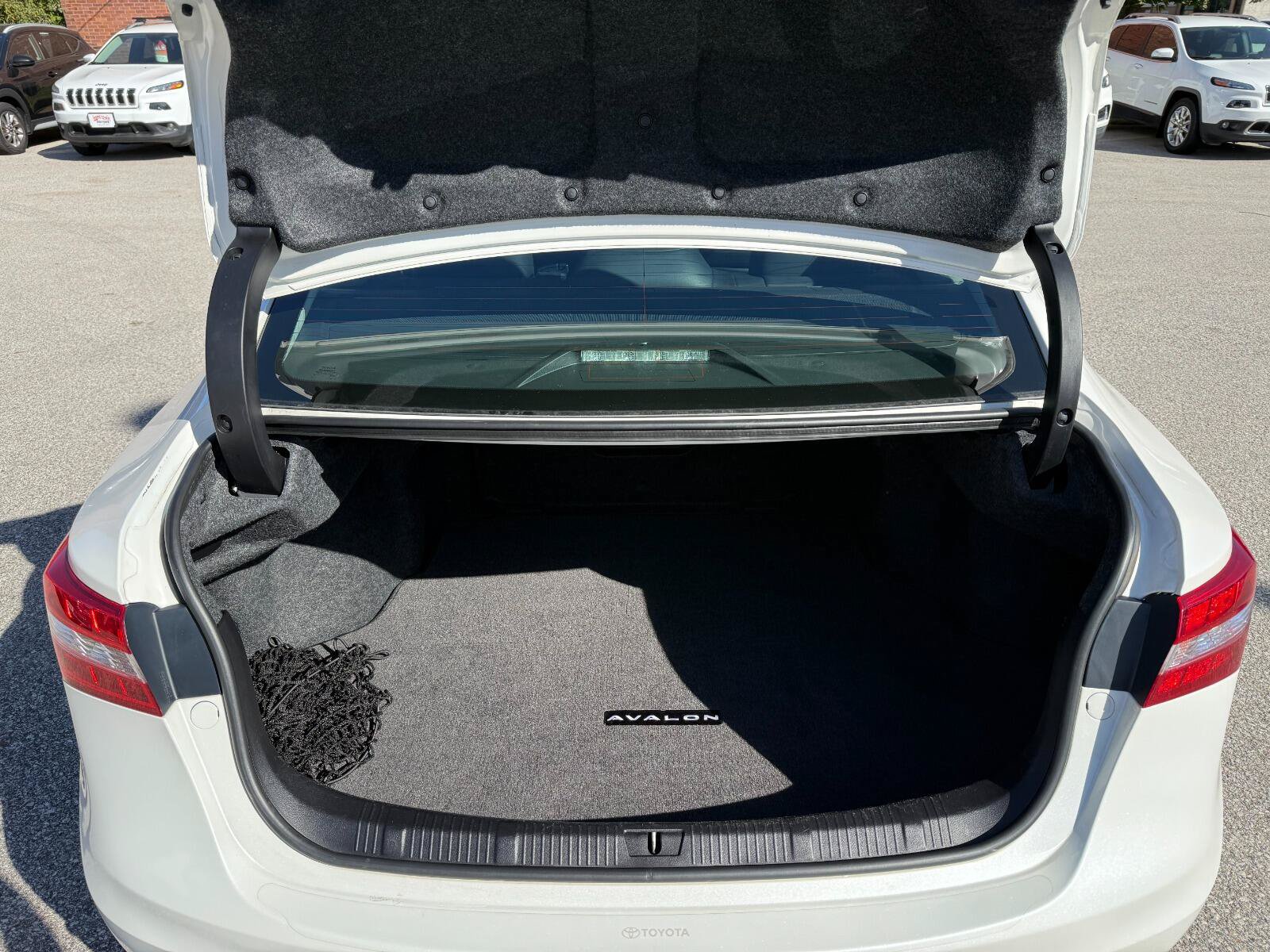 Used 2013 Toyota Avalon FWD image 15