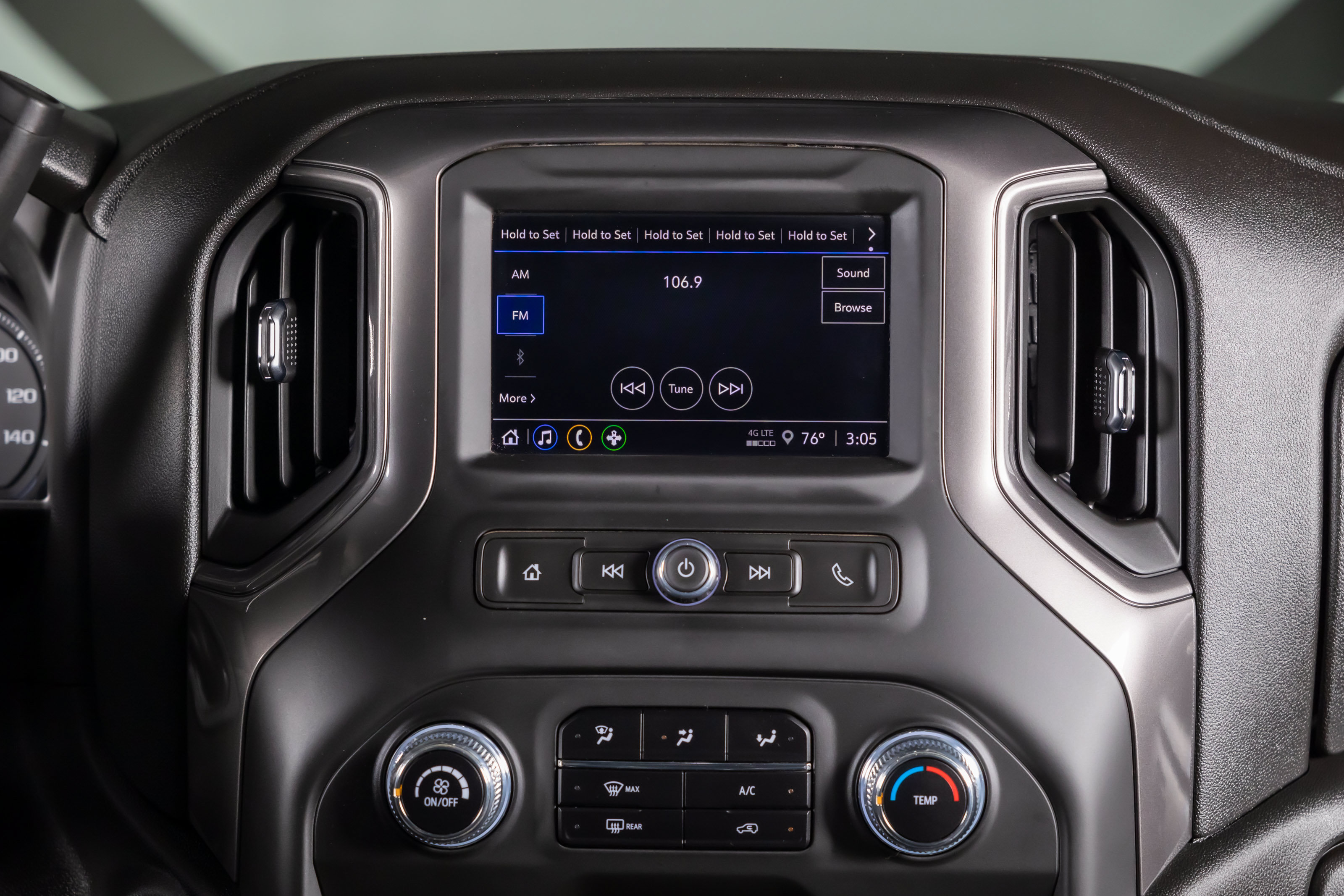Used 2025 GMC Sierra 1500 Pro w/ Pro Value Package AWD/4WD image 22