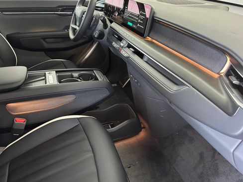 New 2026 Kia EV9 GT-Line AWD/4WD image 16