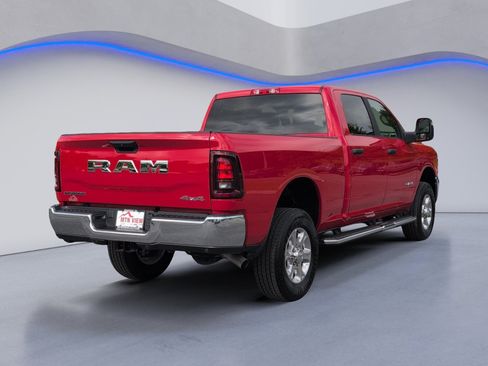 Used 2026 RAM 2500 Big Horn AWD/4WD image 7