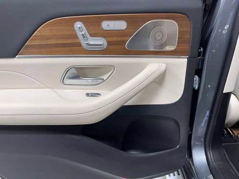 Certified 2022 Mercedes-Benz GLS 450 4MATIC image 24