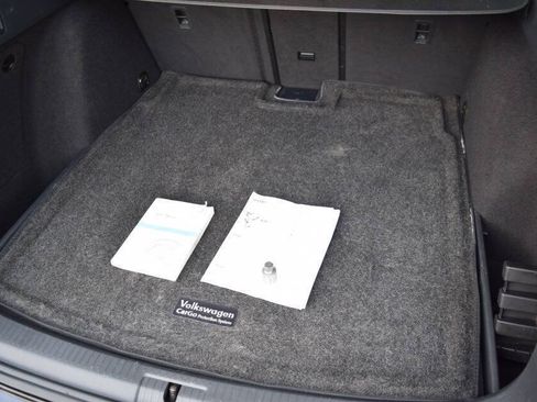 Used 2015 Volkswagen Golf TDI S FWD image 76