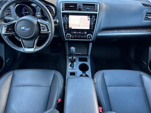 Used 2018 Subaru Outback 3.6R Limited image 13