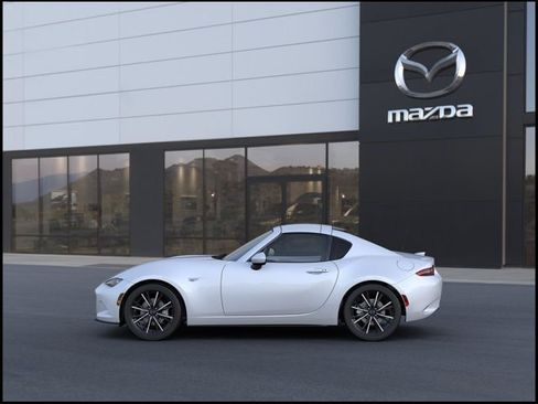 New 2026 MAZDA MX-5 Miata RF Grand Touring RWD image 3