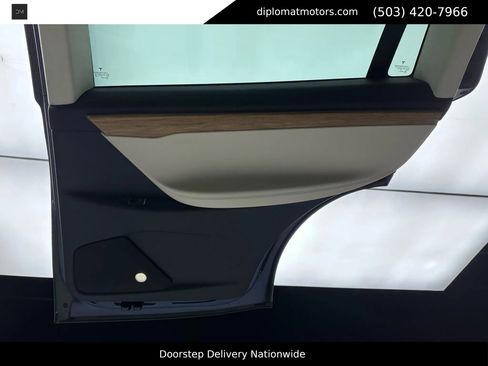 Used 2018 Tesla Model X 100D image 29