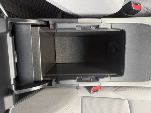 Certified 2023 Toyota Venza LE AWD/4WD image 29