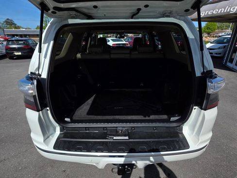 Used 2016 Toyota 4Runner Limited AWD/4WD image 24