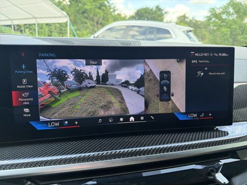 Certified 2025 BMW X6 M60i AWD/4WD image 28