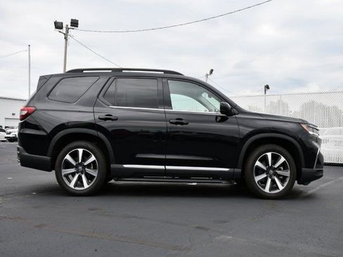 Used 2024 Honda Pilot Elite image 7