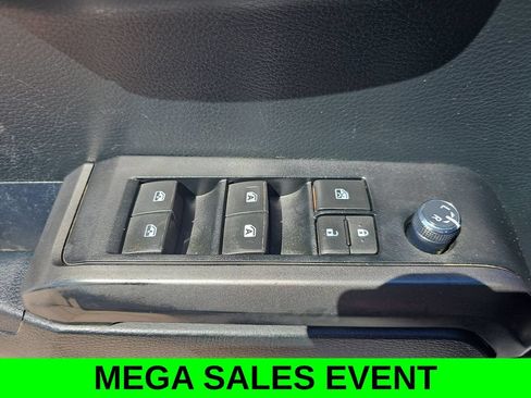 Used 2017 Toyota Tacoma TRD Sport AWD/4WD image 27