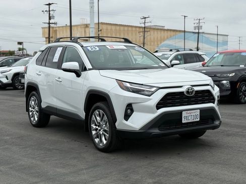 Used 2025 Toyota RAV4 XLE Premium w/ Weather Package FWD image 2