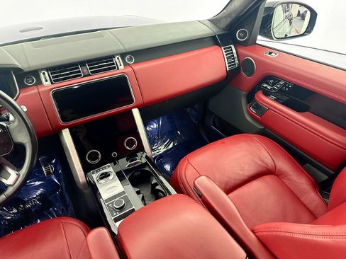 Certified 2022 Land Rover Range Rover Autobiography AWD/4WD image 24