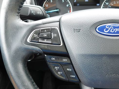 Used 2020 Ford EcoSport SE FWD image 25