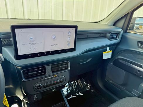 New 2026 Ford Maverick XL image 21