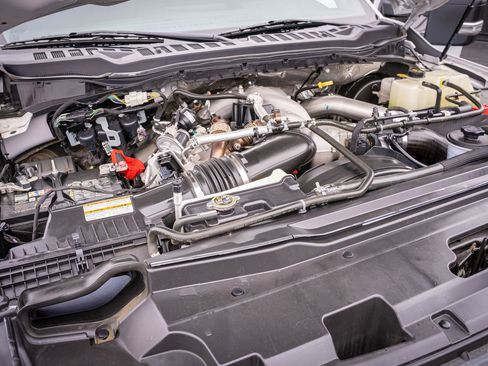 Used 2023 Ford F250 XLT w/ FX4 Off-Road Package image 33