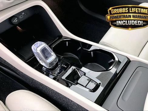 New 2026 Volvo XC40 B5 Plus w/ Protection Package Premier AWD/4WD image 32