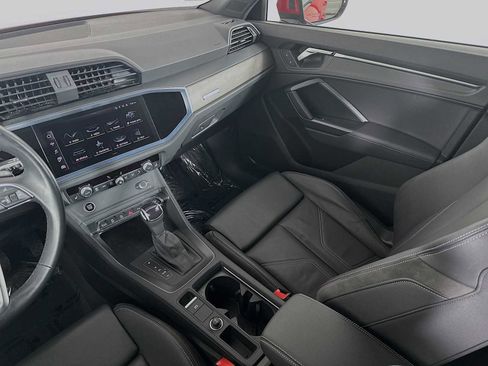 Certified 2023 Audi Q3 2.0T Premium w/ Black Optic Sport Package image 21