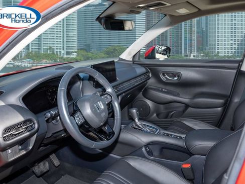 Certified 2024 Honda HR-V EX-L image 14