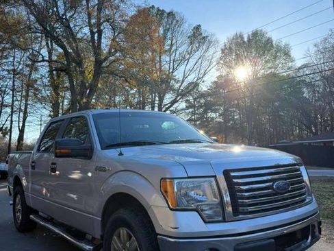 Used 2012 Ford F150 XLT w/ XLT Chrome Pkg image 8