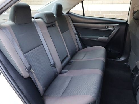 Used 2017 Toyota Corolla LE image 21