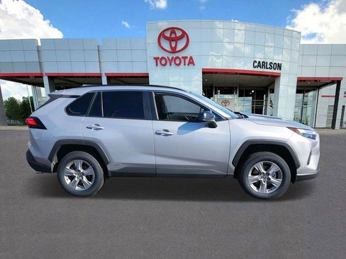 Certified 2025 Toyota RAV4 LE AWD/4WD image 4