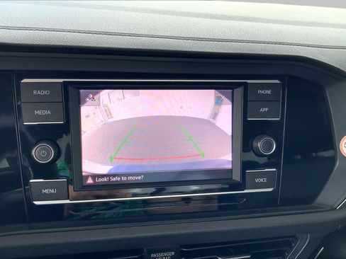Used 2024 Volkswagen Jetta SE FWD image 27