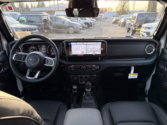 New 2026 Jeep Wrangler Unlimited Sahara AWD/4WD image 11