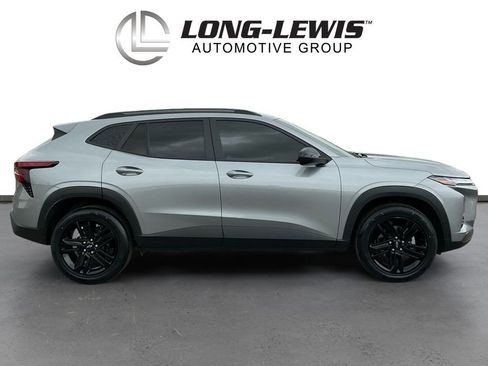 Used 2024 Chevrolet Trax ACTIV w/ Driver Confidence Package FWD image 8