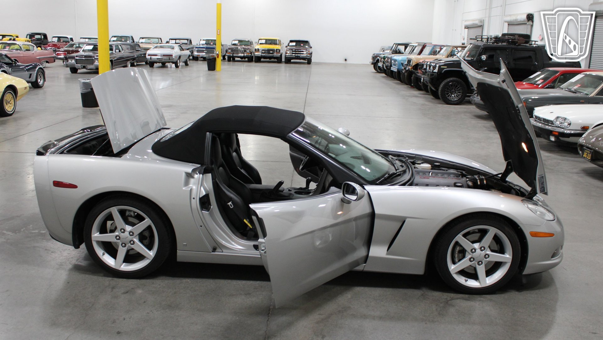 Used 2006 Chevrolet Corvette Convertible w/ Preferred Equipment Group RWD image 34