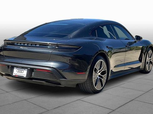 Used 2024 Porsche Taycan image 11