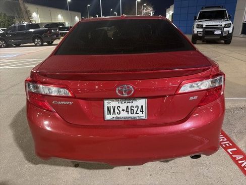 Used 2012 Toyota Camry SE image 6