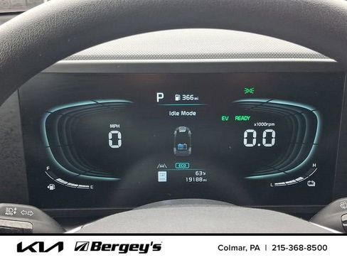 Certified 2024 Kia Niro LX FWD image 22