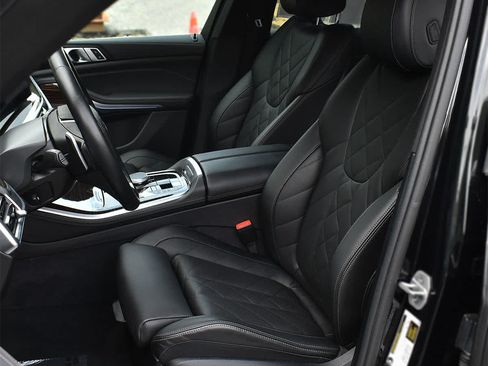 Used 2026 BMW X5 xDrive40i AWD/4WD image 11