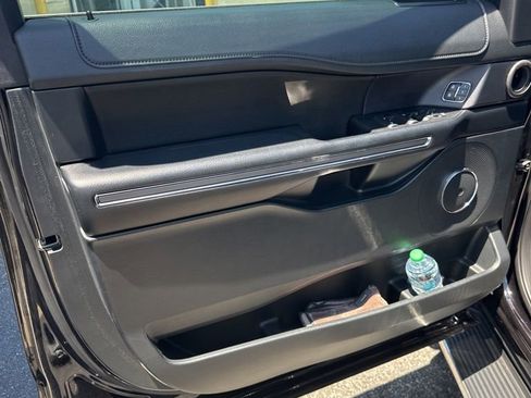 Used 2021 Ford Expedition XLT RWD image 21