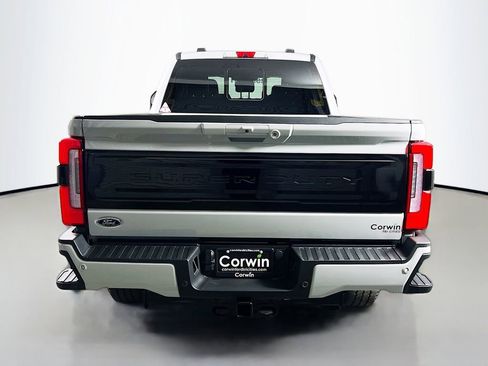 New 2026 Ford F250 Platinum w/ FX4 Off-Road Package image 14