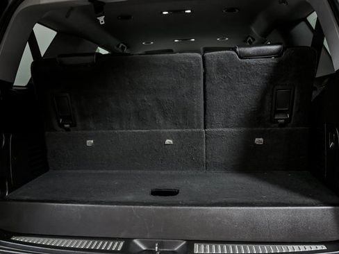 Used 2019 Chevrolet Tahoe LT image 8