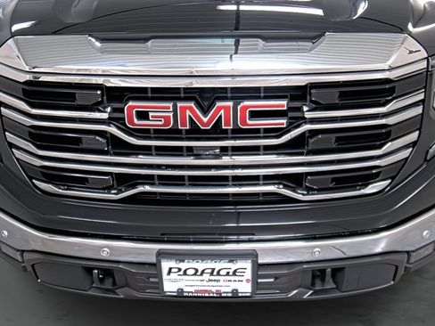 Used 2024 GMC Sierra 1500 SLT w/ SLT Premium Plus Package image 16