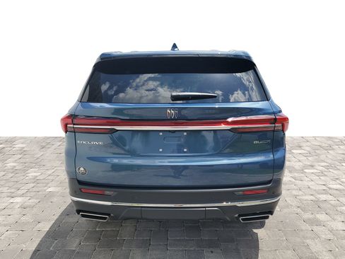 Used 2025 Buick Enclave Preferred FWD image 5