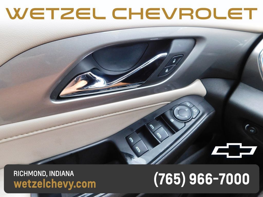 Certified 2023 Chevrolet Traverse LS FWD image 31