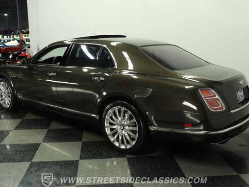 Used 2020 Bentley Mulsanne RWD image 7