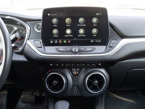 Used 2023 Chevrolet Blazer LT image 27