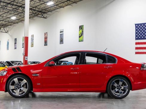 Used 2009 Pontiac G8 GT w/ Premium Package RWD image 4