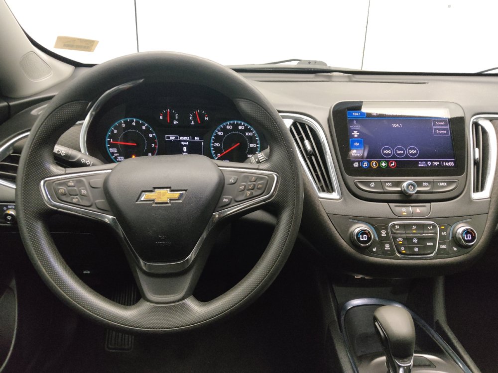 Used 2021 Chevrolet Malibu LT FWD image 22