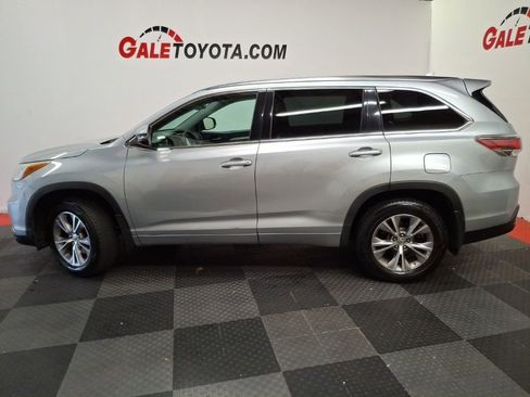 Used 2015 Toyota Highlander XLE image 7