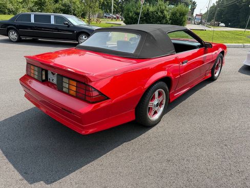 Used 1991 Chevrolet Camaro Z28 RWD image 7