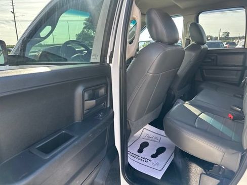 Used 2017 RAM 1500 Tradesman AWD/4WD image 29